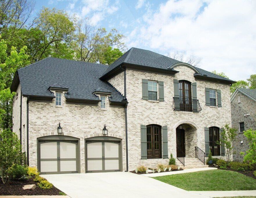 Carriage House Model 6600 Gallery, OTT Garage Doors