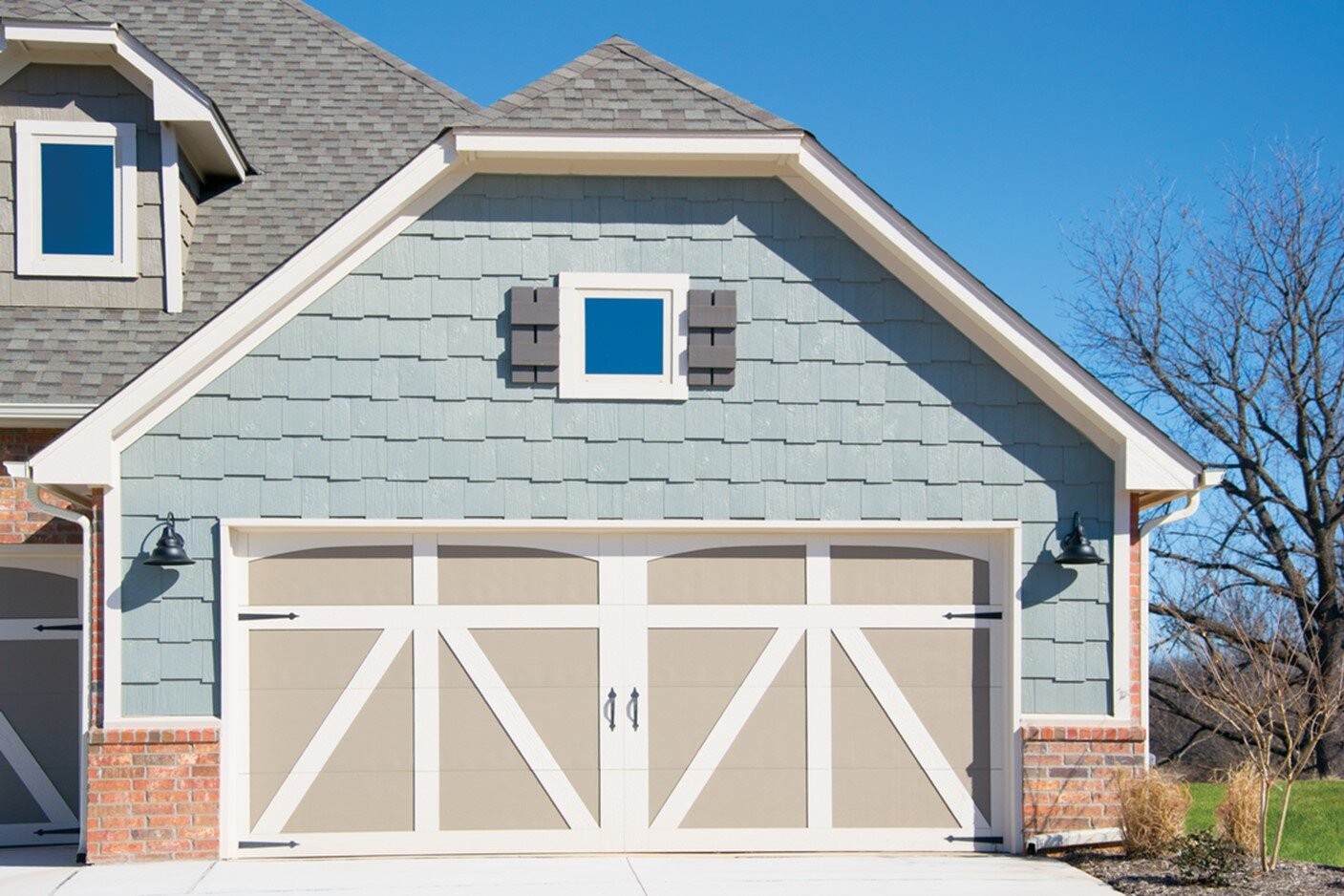 Carriage House Model 6600 Gallery, OTT Garage Doors